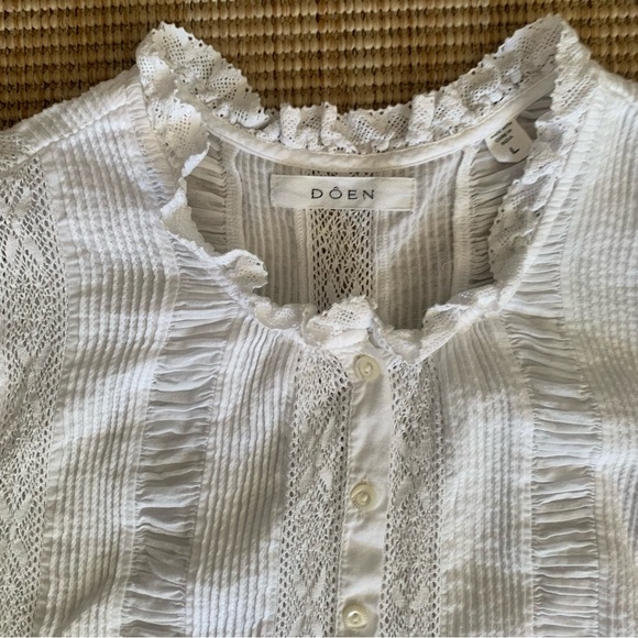 Doen Hallie Cotton Lace Ruffle Button Sleeveless Crop Blouse Top Salt White - Picture 7 of 11